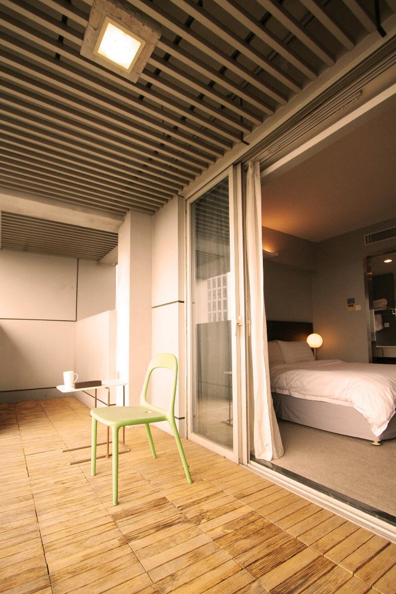 Yi-Wu Commatel Hotel Cantão Exterior foto